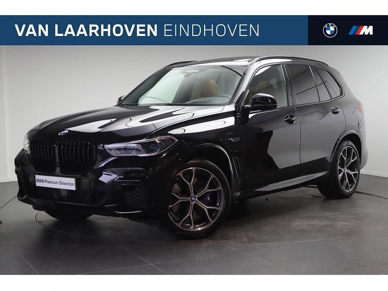 M carbonschwarz (donker zwart metallic) Gebruikt 2022 BMW X5 Comfort Edition SUV | € 63.950 (Eerlijke prijs) - Afbeelding 1/4