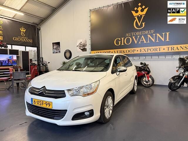 Wit Gebruikt 2014 Citroën C4 PureTech Hatchback | € 5.750 (Eerlijke prijs) - Afbeelding 1/4