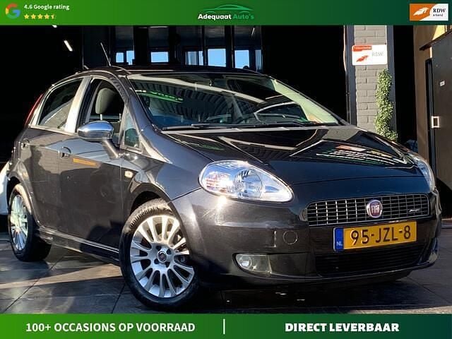 Zwart Occasion 2009 Fiat Grande Punto Racing Hatchback | € 3.750 (Iets duurder) - Afbeelding 1/4