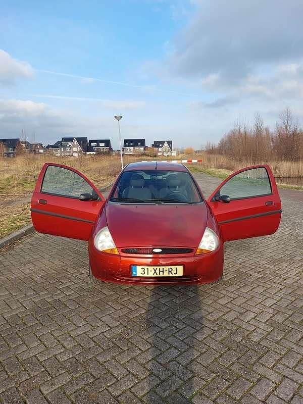 Occasion Ford Ka Futura 60 PK (44 kW) 2007 Rood Hatchback