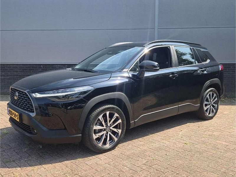 Zwart Gebruikt 2024 Toyota Corolla Cross Limited SUV | € 37.480 (Eerlijke prijs) - Afbeelding 1/4