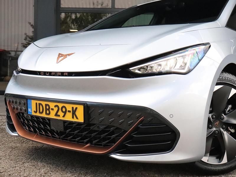 Occasion Cupra Born Limited Edition 170 kW (232 PK) 2025 Grijs Hatchback