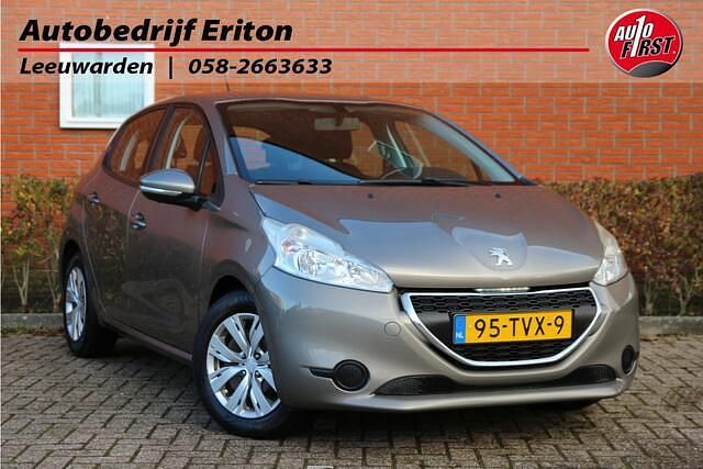Grijs Gebruikt 2012 Peugeot 208 Active Hatchback | € 6.445 (Iets duurder) - Afbeelding 1/4