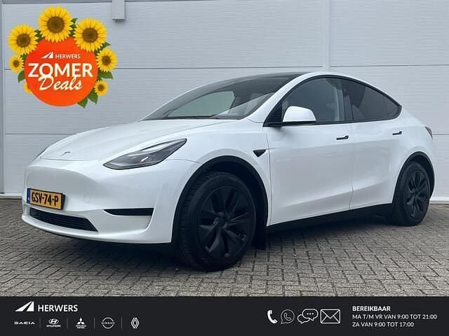 Wit Gebruikt 2024 Tesla Model Y SUV | € 37.435 (Eerlijke prijs) - Afbeelding 1/4