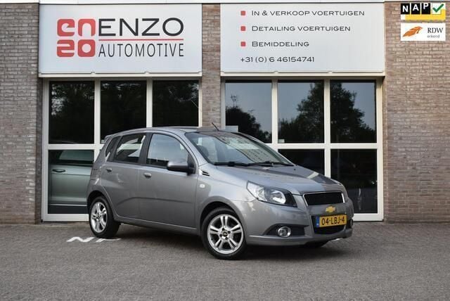 Grijs Gebruikt 2010 Chevrolet Aveo LS Hatchback | € 1.450 (Eerlijke prijs) - Afbeelding 1/4