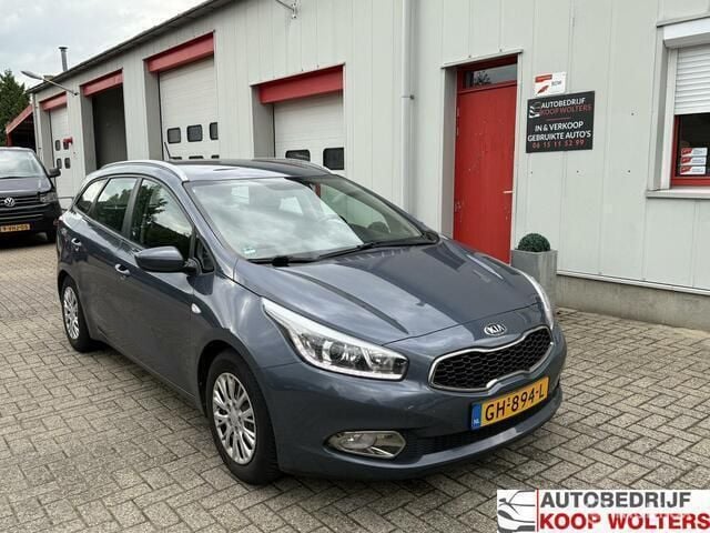 Blauw Gebruikt 2015 Kia Ceed Sportswagon Comfort Stationwagen | € 5.450 (Super prijs) - Afbeelding 1/4