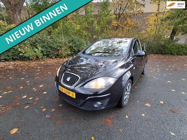 Zwart Gebruikt 2010 Seat Altea MPV | € 1.749 (Goede deal) - Afbeelding 1/4