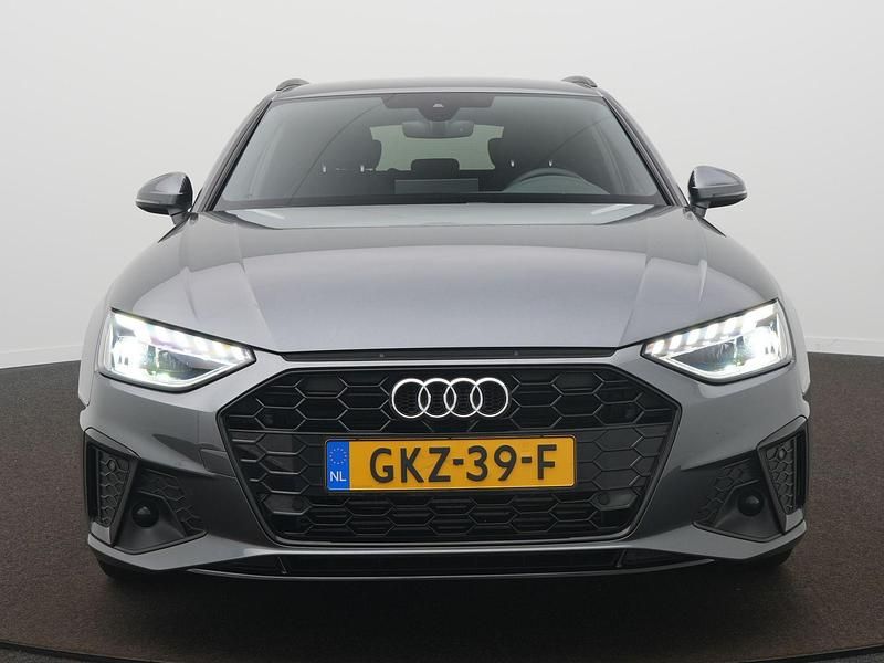 Occasion Audi A4 Competition 150 PK (110 kW) 2024 Grijs Stationwagen