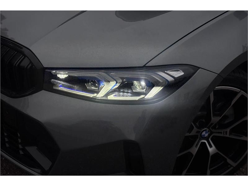 Occasion BMW 330 294 PK (216 kW) 2022 Grijs Stationwagen