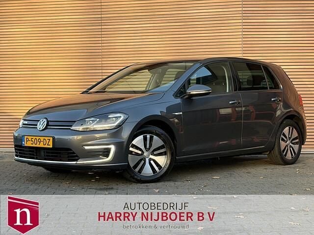 Grijs Occasion 2019 VW e-Golf Hatchback | € 12.300 (Eerlijke prijs) - Afbeelding 1/4