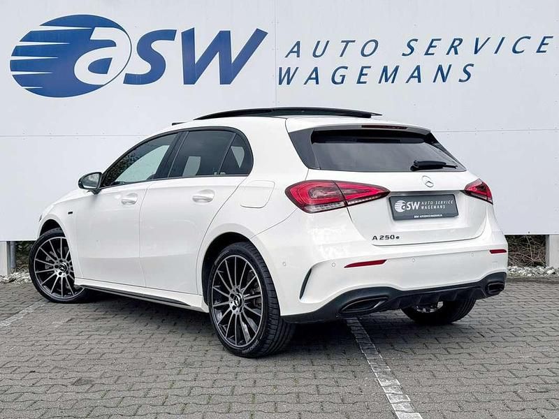 Occasion Mercedes A250 Business 211 PK (155 kW) 2020 Wit Hatchback