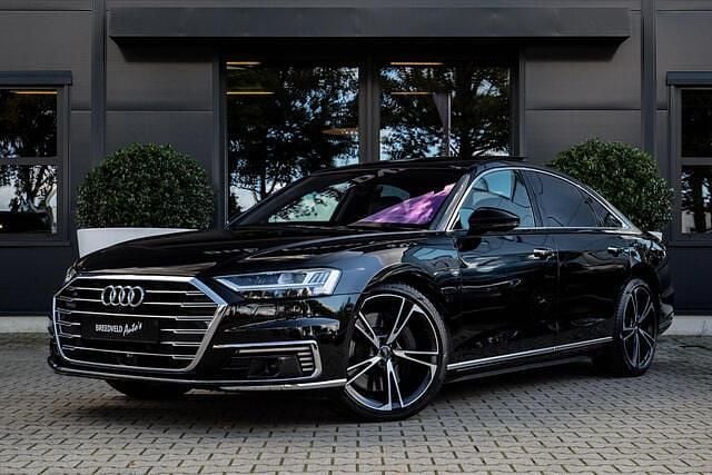 Zwart Gebruikt 2021 Audi A8 Proline Sedan | € 58.950 (Eerlijke prijs) - Afbeelding 1/4