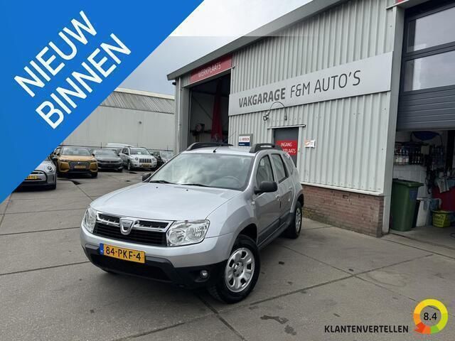 Grijs Gebruikt 2011 Dacia Duster Lauréate SUV | € 6.950 (Iets duurder) - Afbeelding 1/4