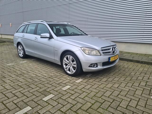 Grijs Gebruikt 2009 Mercedes C200 Stationwagen | € 8.500 (Eerlijke prijs) - Afbeelding 1/4
