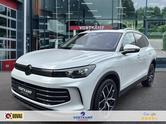 Wit Gebruikt 2024 VW Tiguan Elegance SUV | € 49.770 (Goede deal) - Afbeelding 1/4