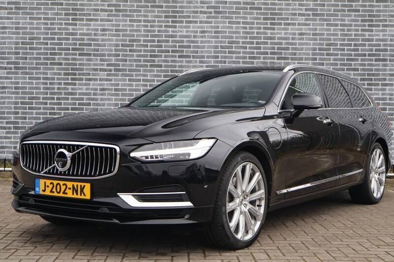 Zwart Gebruikt 2017 Volvo V90 Inscription Stationwagen | € 31.399 (Eerlijke prijs) - Afbeelding 1/4