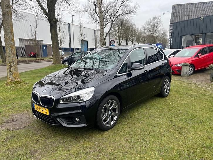 Occasion BMW 216 Executive 102 PK (75 kW) 2016 Zwart Stationwagen