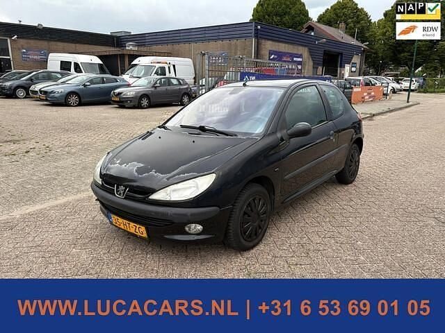 Zwart Gebruikt 2002 Peugeot 206 Hatchback | € 650 (Goede deal) - Afbeelding 1/4