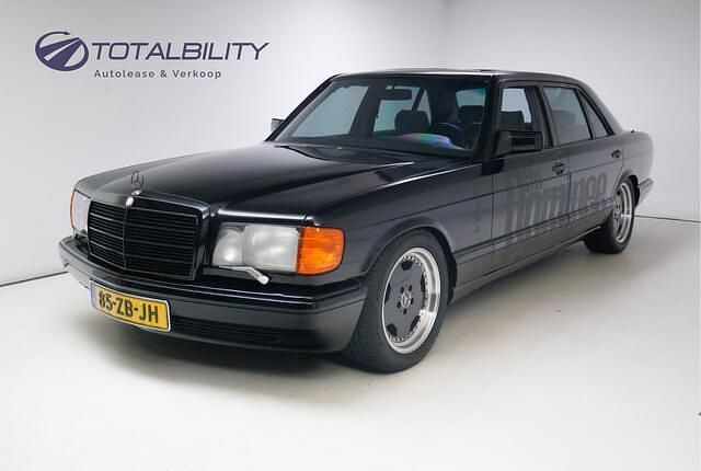 Zwart Gebruikt 1988 Mercedes S300 Sedan | € 34.950 - Afbeelding 1/4
