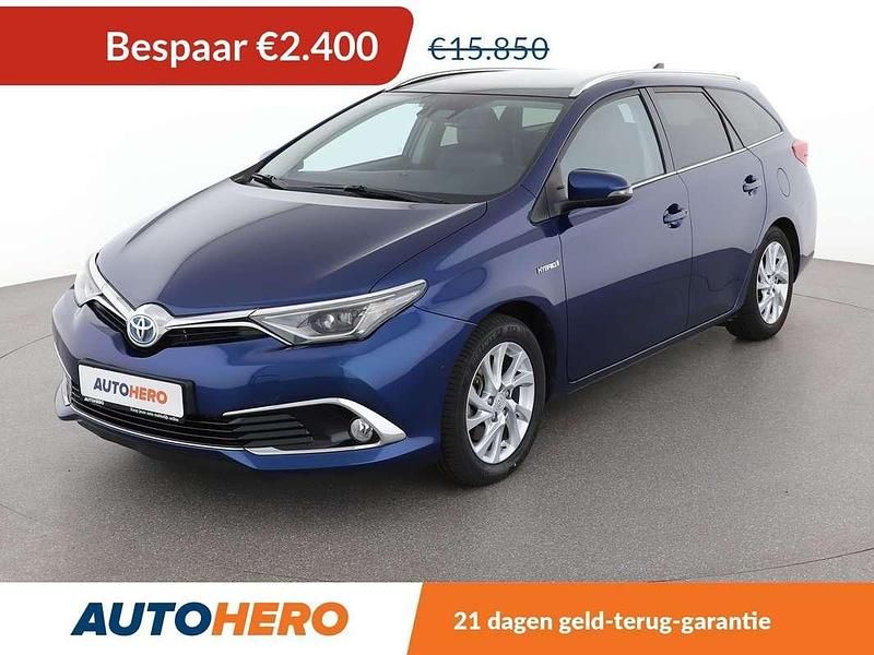 Blauw Gebruikt 2015 Toyota Auris Hybrid Comfort Stationwagen | € 13.649 (Eerlijke prijs) - Afbeelding 1/3