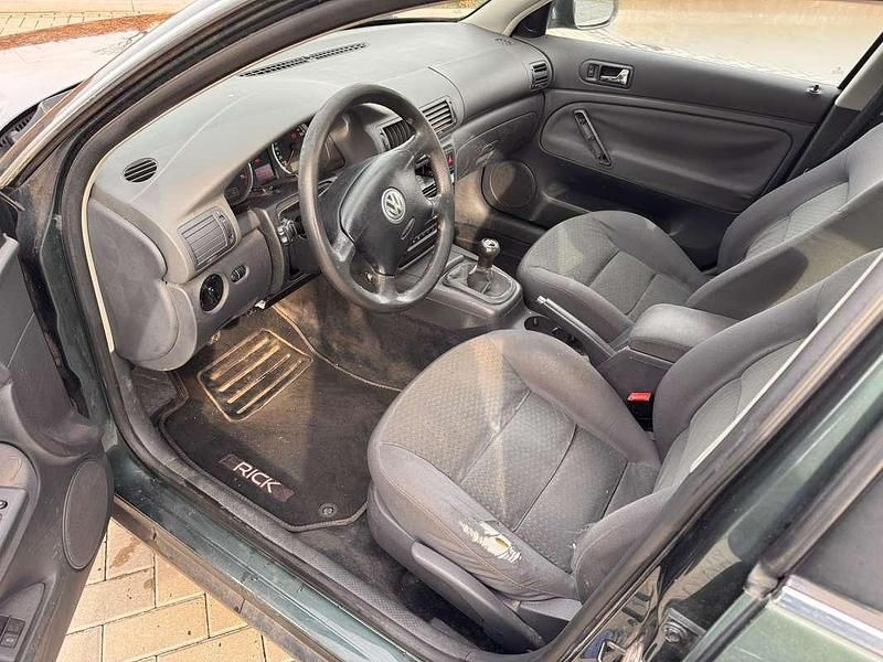 Occasion VW Passat 102 PK (75 kW) 2004 Groen Sedan