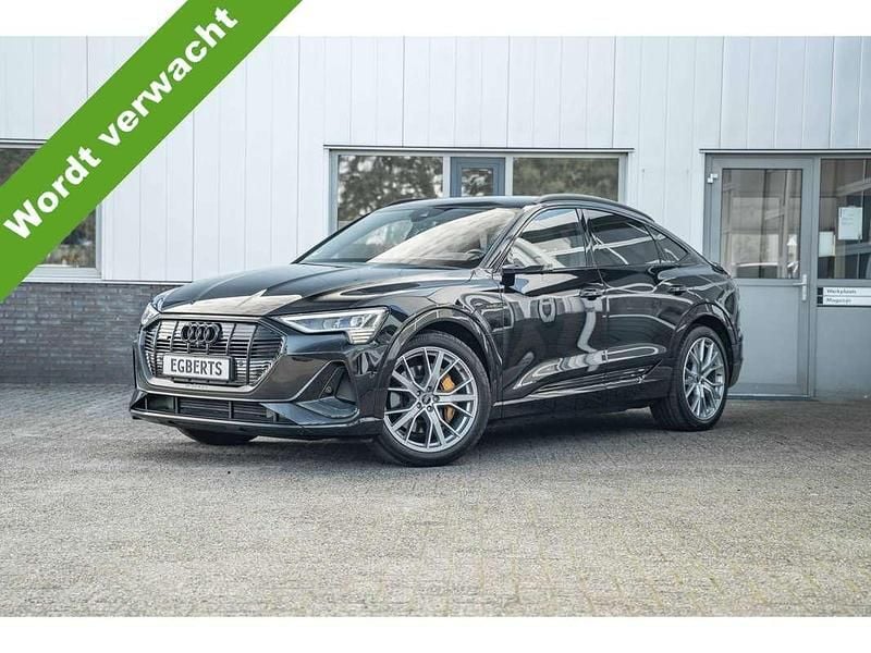 Zwart Gebruikt 2022 Audi e-tron Sportback Advanced SUV | € 34.950 (Eerlijke prijs) - Afbeelding 1/4