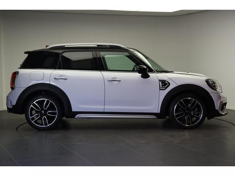 Light white (licht wit metallic) Gebruikt 2019 Mini Cooper S Countryman SUV | € 25.450 (Iets duurder) - Afbeelding 1/1