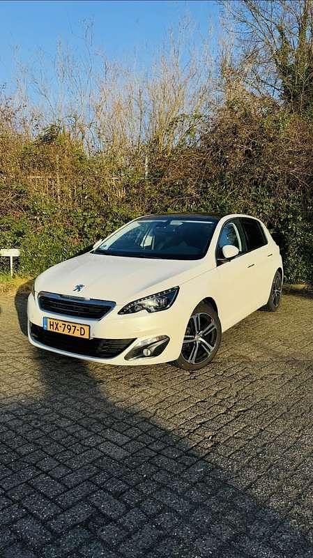 Occasion Peugeot 308 Allure 131 PK (96 kW) 2016 Wit Hatchback