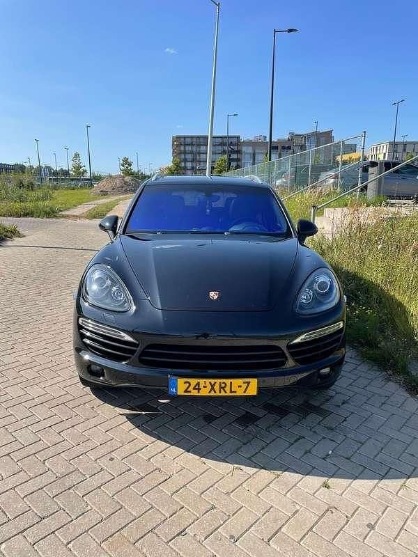 Zwart Gebruikt 2012 Porsche Cayenne SUV | € 20.500 (Goede deal) - Afbeelding 1/4