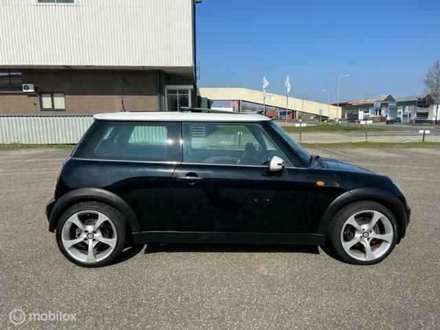 Occasion Mini Cooper Chili 116 PK (85 kW) 2002 Zwart Hatchback