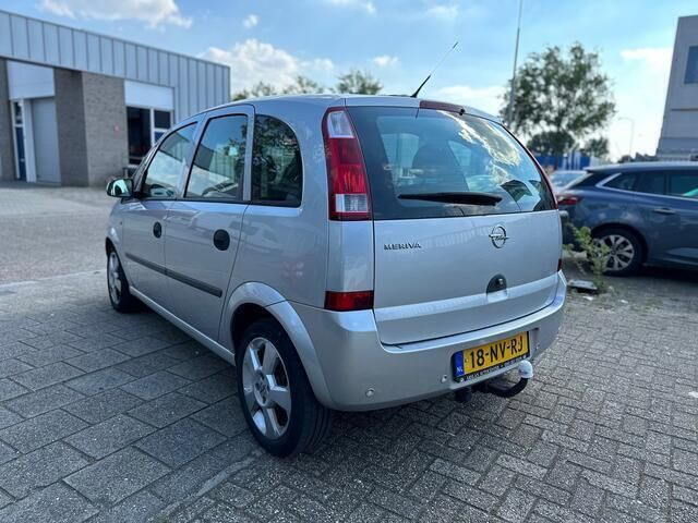 Occasion Opel Meriva Enjoy 87 PK (63 kW) 2004 Grijs MPV