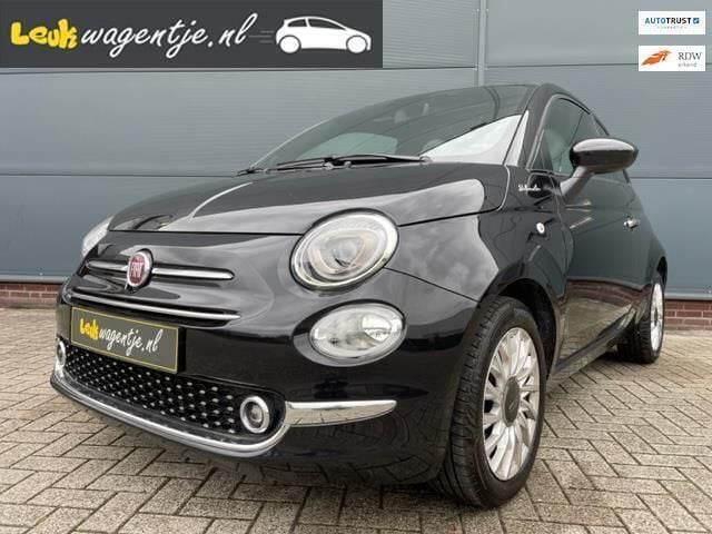 Zwart, metallic lak Gebruikt 2021 Fiat 500 Dolcevita Hatchback | € 13.940 (Eerlijke prijs) - Afbeelding 1/4