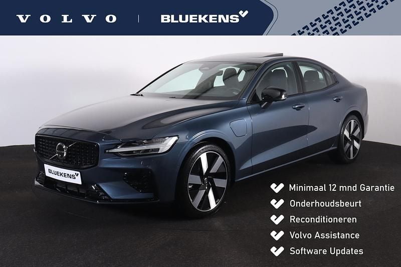 Blauw Gebruikt 2024 Volvo S60 Ultimate Sedan | € 43.900 (Goede deal) - Afbeelding 1/4