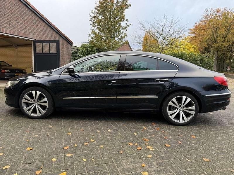 Blauw Gebruikt 2011 VW CC Highline Sedan | € 8.500 (Eerlijke prijs) - Afbeelding 1/4