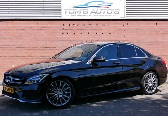 Zwart Gebruikt 2015 Mercedes C250 Prestige Sedan | € 16.000 (Eerlijke prijs) - Afbeelding 1/4