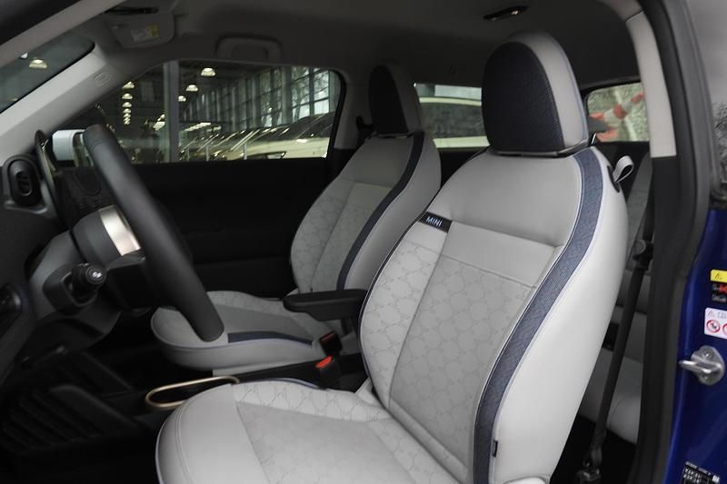 Occasion Mini Cooper Classic 135 kW (184 PK) 2024 Blauw (metallic) Hatchback