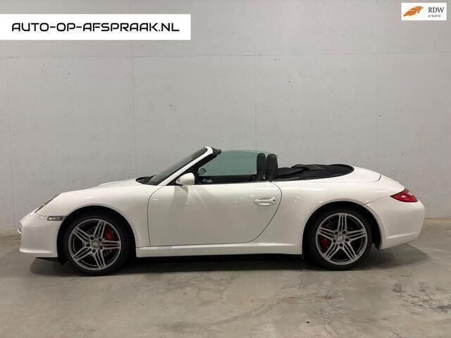Wit, metallic lak Gebruikt 2006 Porsche 911 Carrera Cabriolet Cabriolet | € 42.995 - Afbeelding 1/4