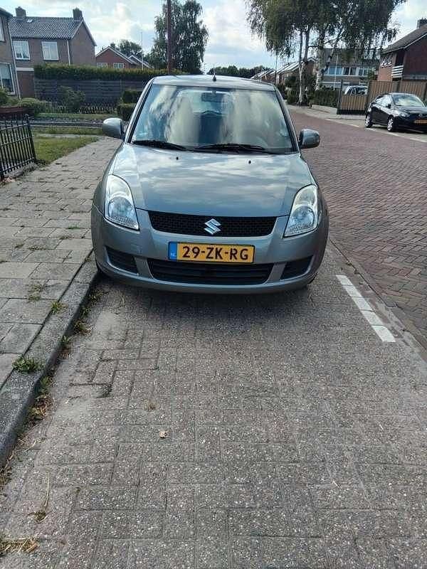 Grijs Gebruikt 2008 Suzuki Swift Comfort Hatchback | € 4.500 (Iets duurder) - Afbeelding 1/4