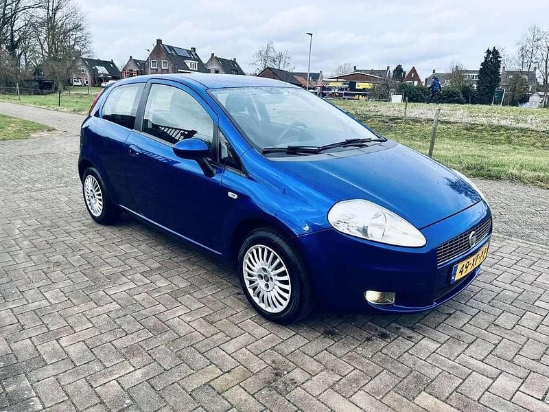 Occasion Fiat Punto Dynamic 77 PK (56 kW) 2007 Blauw MPV