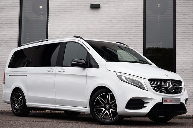 Wit Gebruikt 2022 Mercedes V220 AMG MPV | € 51.950 (Super prijs) - Afbeelding 1/4