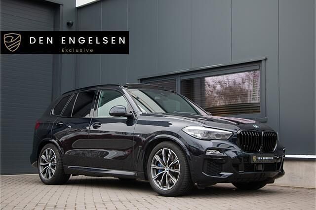 Blauw (metallic) Occasion 2020 BMW X5 M Sport SUV | € 57.950 (Eerlijke prijs) - Afbeelding 1/4