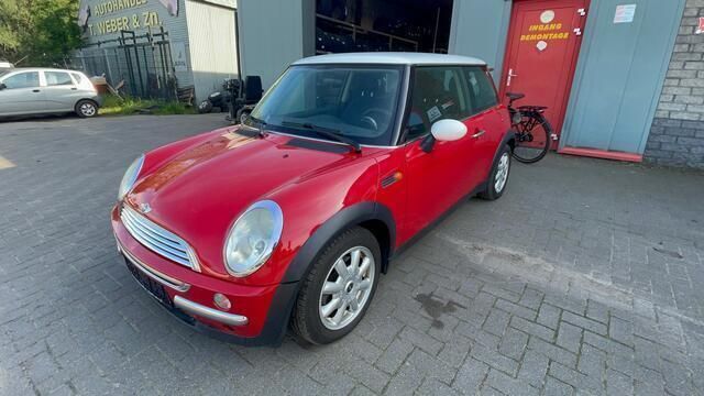 Occasion Mini Cooper Pepper 116 PK (85 kW) 2003 Rood Hatchback