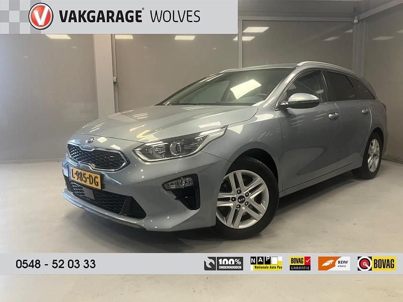 Grijs Gebruikt 2021 Kia Ceed Stationwagen | € 20.995 (Eerlijke prijs) - Afbeelding 1/4
