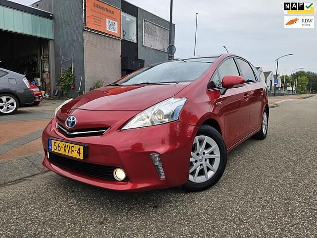 Rood Gebruikt 2012 Toyota Prius+ MPV | € 15.150 (Eerlijke prijs) - Afbeelding 1/4