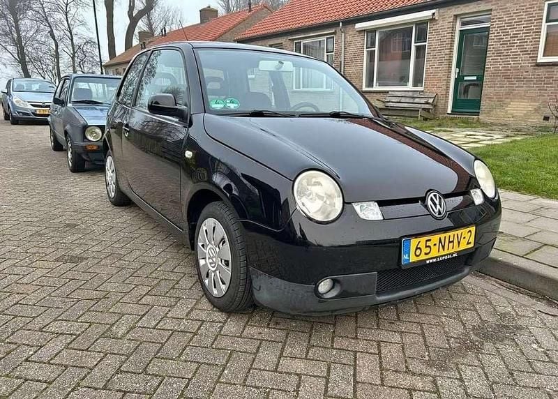 Occasion 2004 VW Lupo Hatchback | € 1.500 (Duur) - Afbeelding 1/4