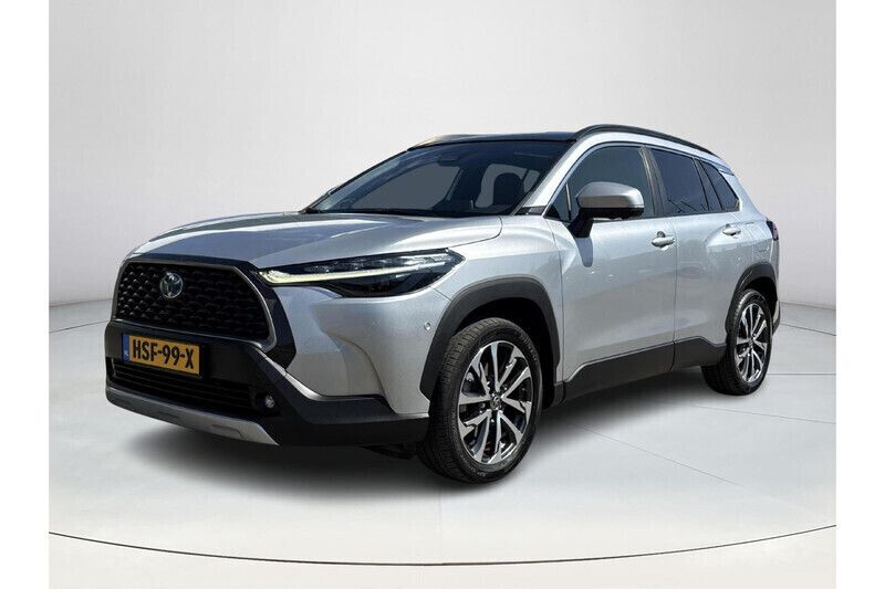 Grijs Gebruikt 2023 Toyota Corolla Cross Executive SUV | € 38.950 (Duur) - Afbeelding 1/1