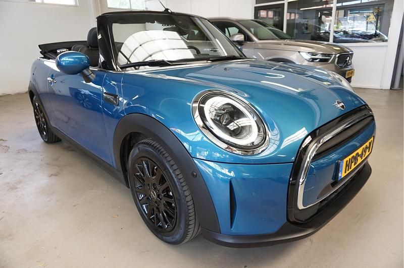 Occasion Mini Cooper Cabriolet Resolute Edition 136 PK (100 kW) 2023 Blauw Cabriolet