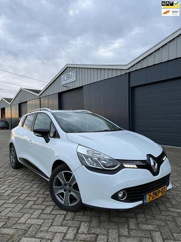 Gebruikt 2015 Renault Clio IV Night&Day Stationwagen | € 5.750 (Goede deal) - Afbeelding 1/4