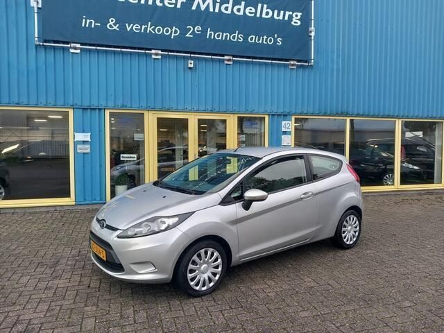 Grijs Gebruikt 2009 Ford Fiesta Trend Hatchback | € 4.450 (Iets duurder) - Afbeelding 1/4