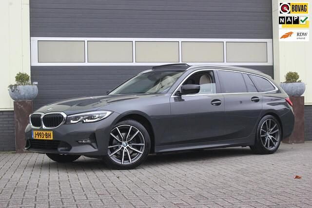Occasion BMW 318 Executive 157 PK (115 kW) 2020 Grijs Stationwagen